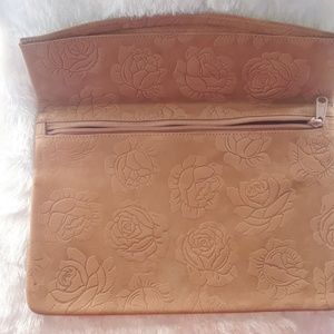 Lorenzo Italian Influence genuine leather clutch b